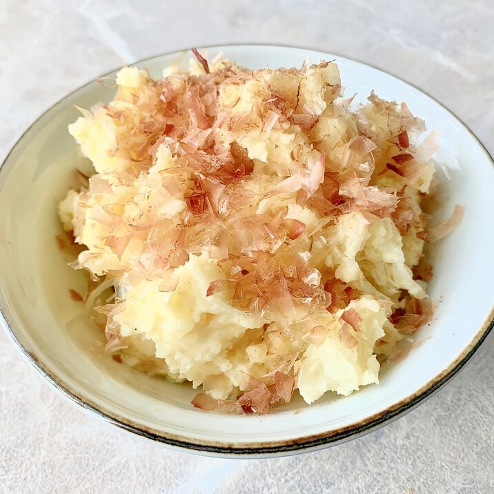 お家で再現!セ◯ンイレ◯ン風〜和風ポテトサラダ